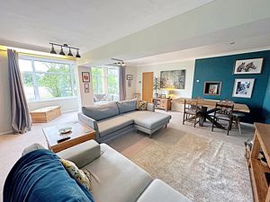 Lounge 2- click for photo gallery